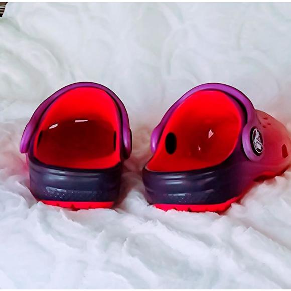 Exp. the Comfort and Style of Crocs Kids Electro III Clogs Pink Paradise Size 4 - Picture 2 of 4